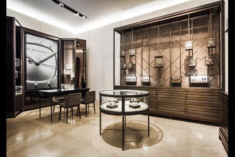 Burberry watches offer, Shanghai flagship